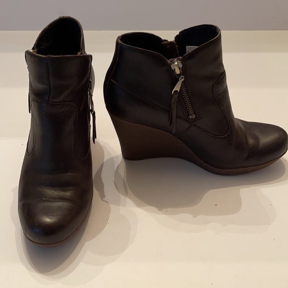 Booties - Picture 3 of 8